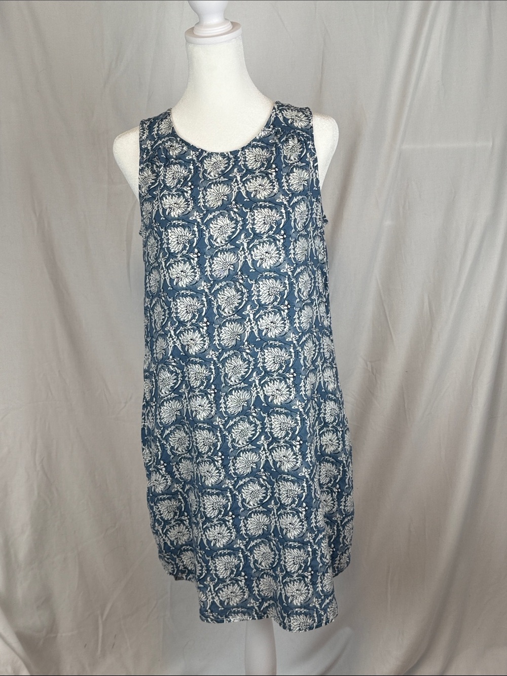 Women's Old Navy 100% Cotton Sleeveless Lined Midi Shift Dress XSTP Blue Floral